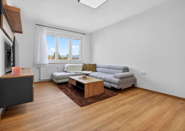 Prenájom | Trojizbový byt Topoľčany