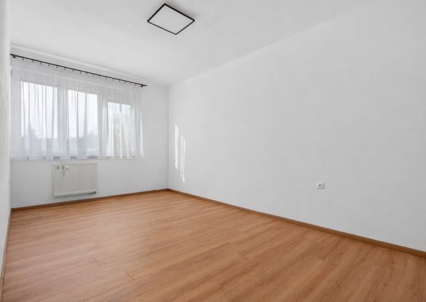 Prenájom | Trojizbový byt Topoľčany