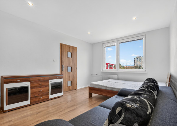 Prenájom | 1 izbový byt Partizánske