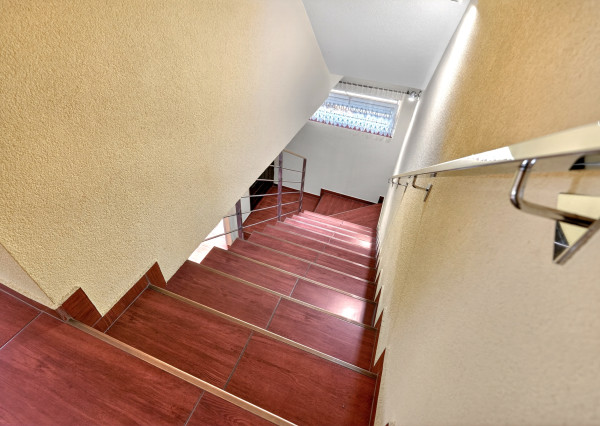 Predaj | 4-izbový rodinný poldom v Šimonovanoch