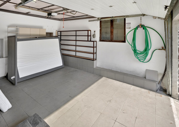 Predaj | 4-izbový rodinný poldom v Šimonovanoch