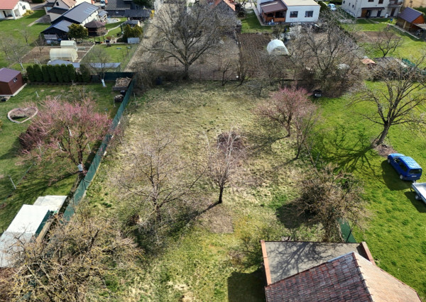 Predaj | Pozemok vhodný na výstavbu rodinného domu v Žabokrekoch nad Nitrou