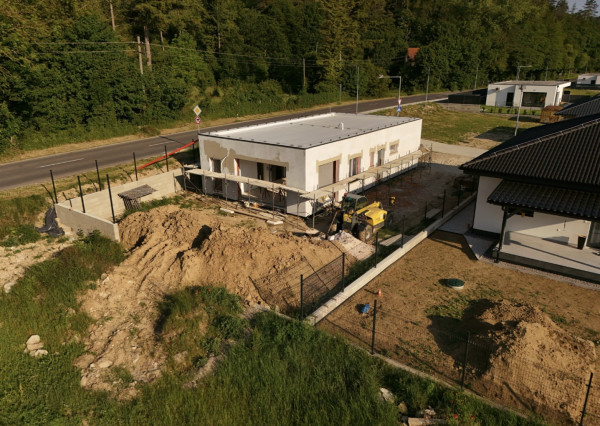 Predaj | Rodinný dom Uhrovec