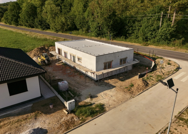 Predaj | Rodinný dom Uhrovec