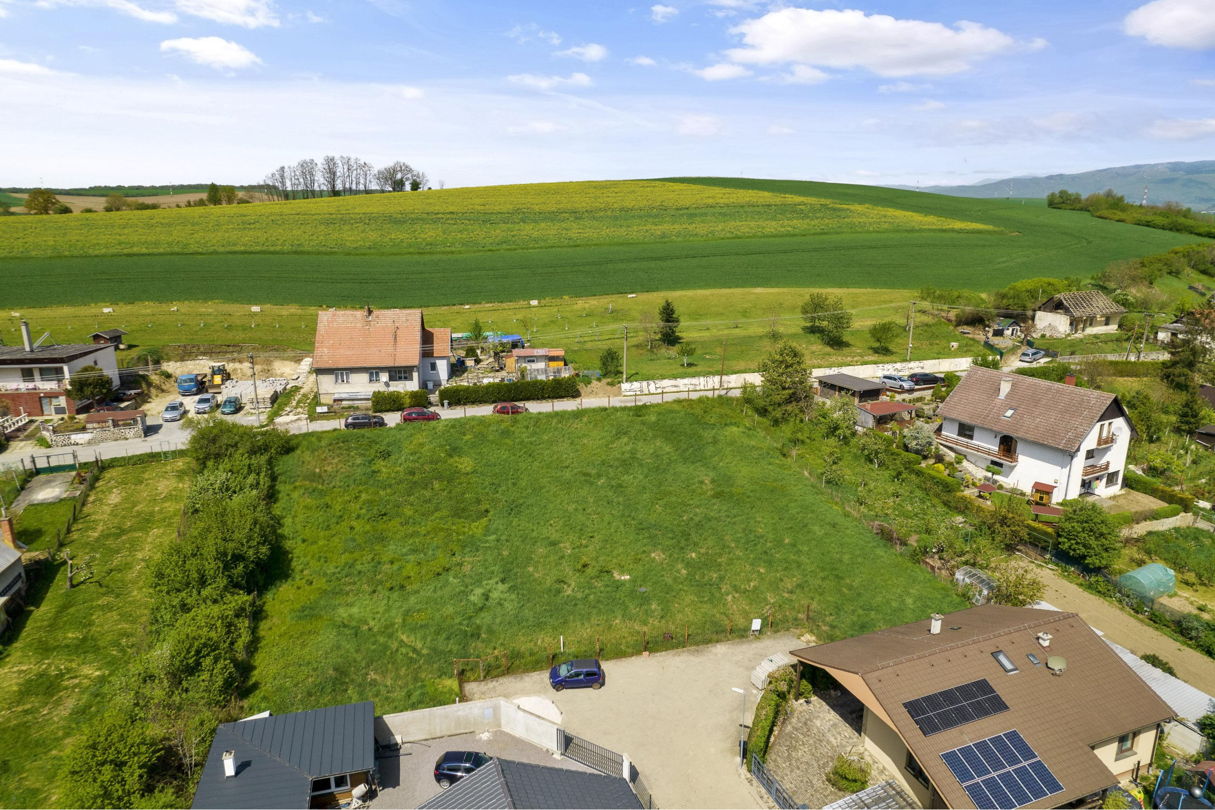 Predaj | Pozemok vhodný na výstavbu rodinného domu Bielice