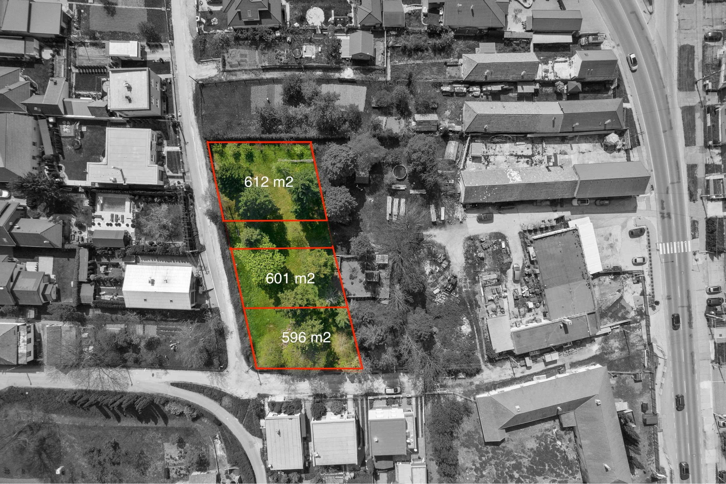 Predaj  | pozemok vhodný na výstavbu rodinného domu Malé Uherce