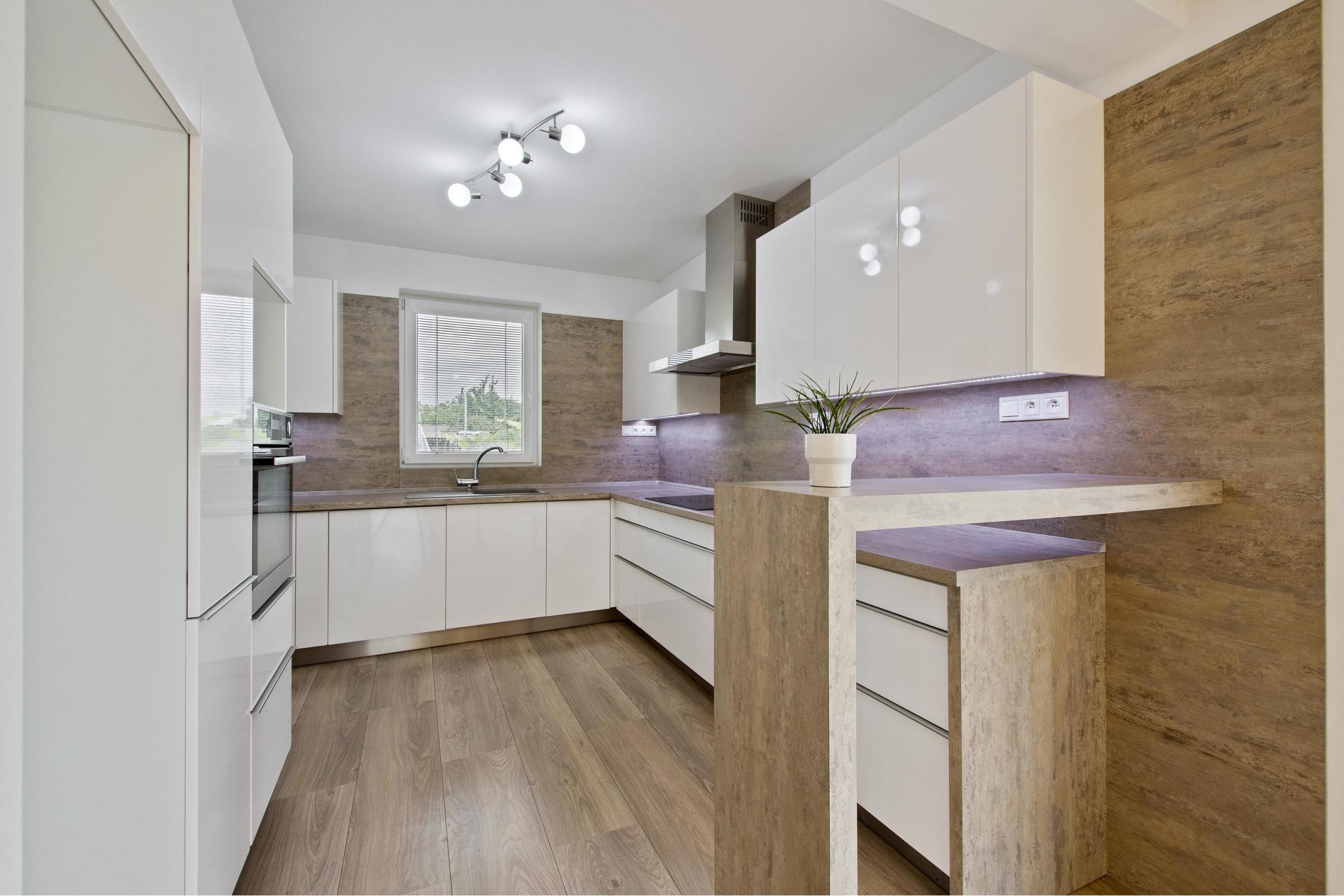 PREDANÉ | 4 izbový bungalov Veľké Bielice