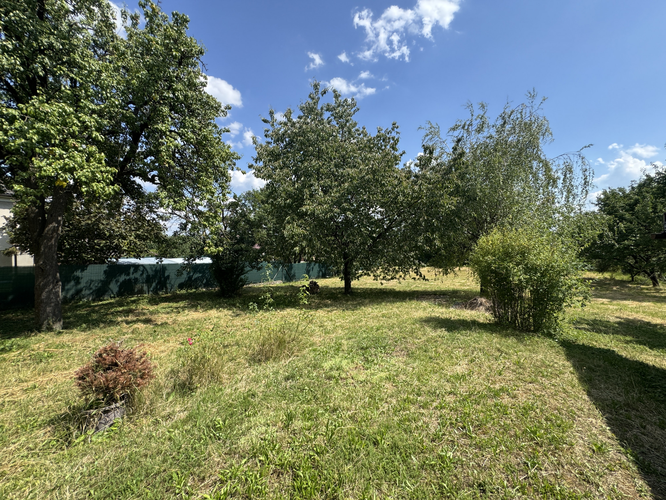 Predaj | Pozemok vhodný na výstavbu rodinného domu v Žabokrekoch nad Nitrou