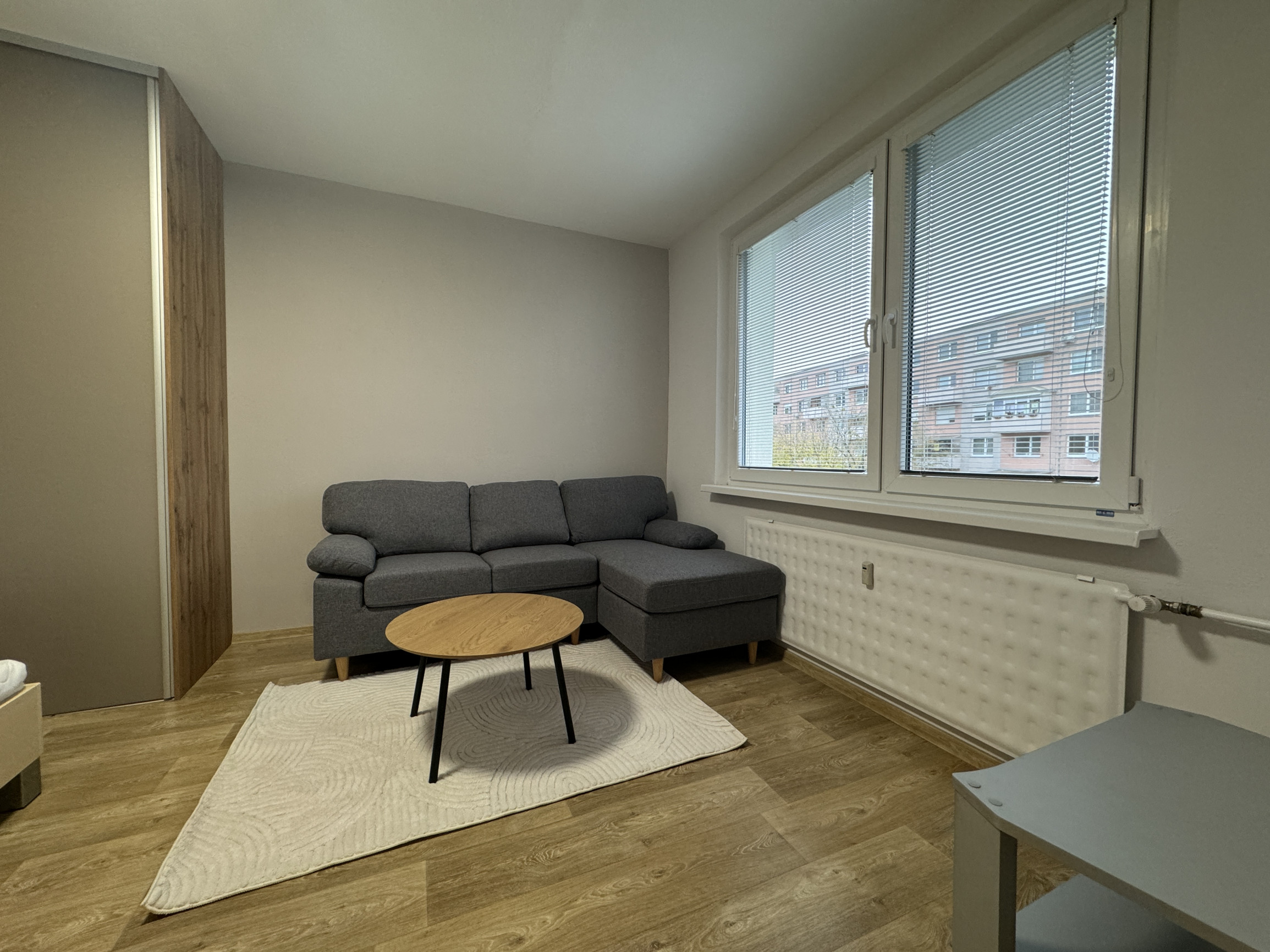 PRENAJATÉ| 1 izbový byt neďaleko centra mesta Partizánske