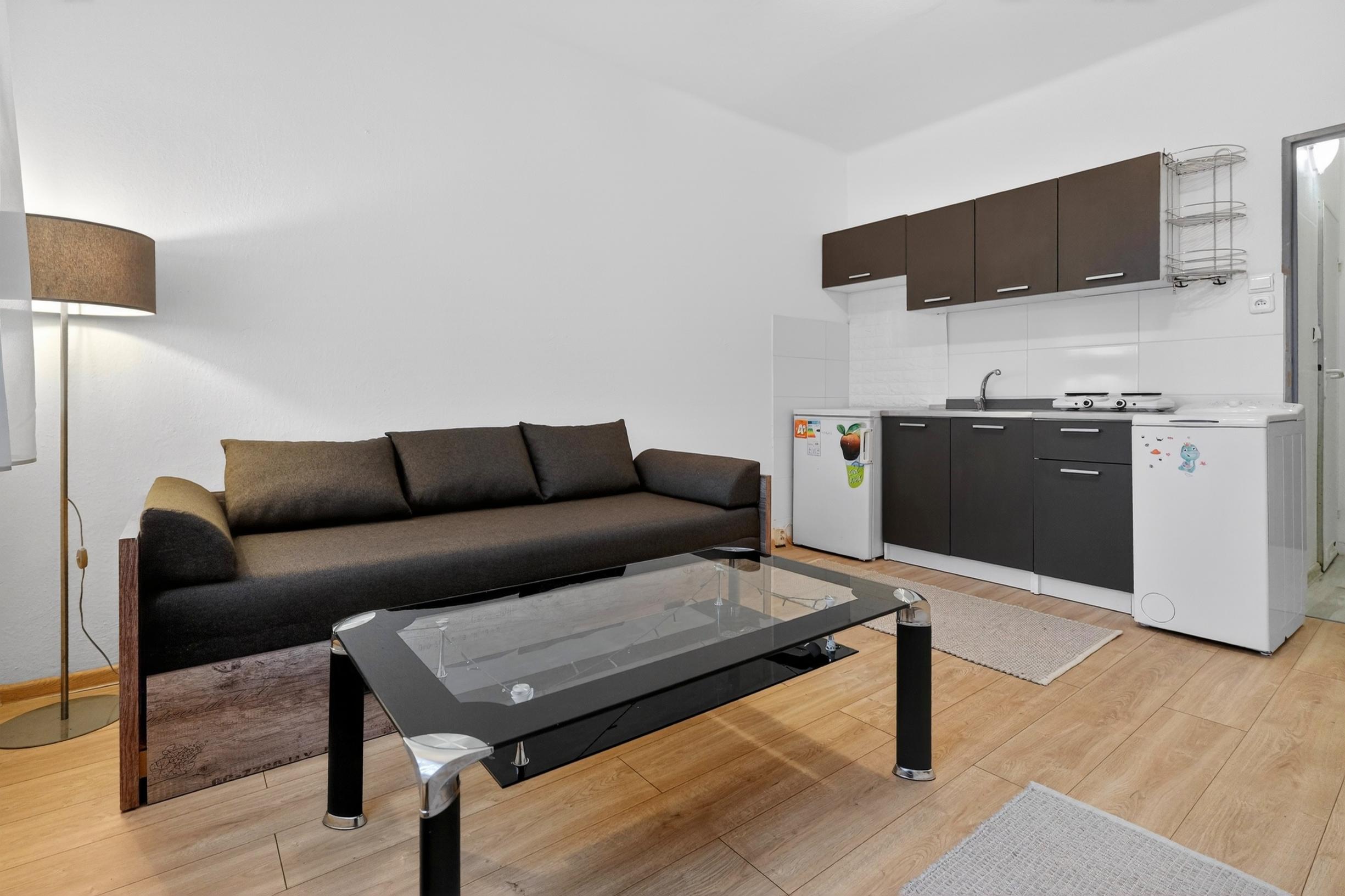 PRENAJATÉ | Garsónka v Partizánskom na ulici Generála Svobodu