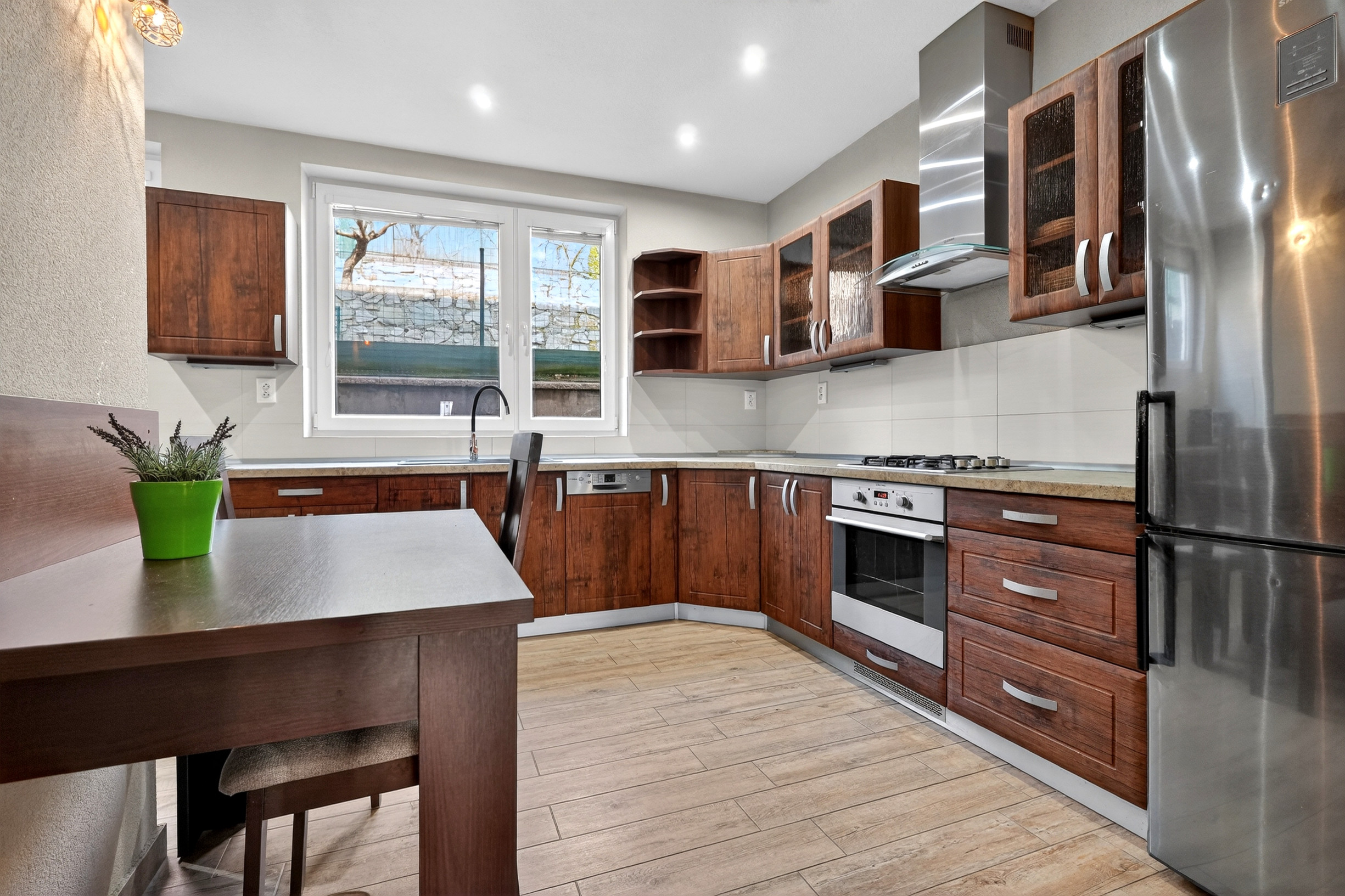 Predaj | 4-izbový rodinný poldom v Šimonovanoch